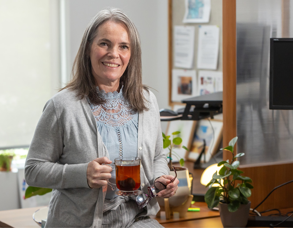 Lapp Member, in an office setting
